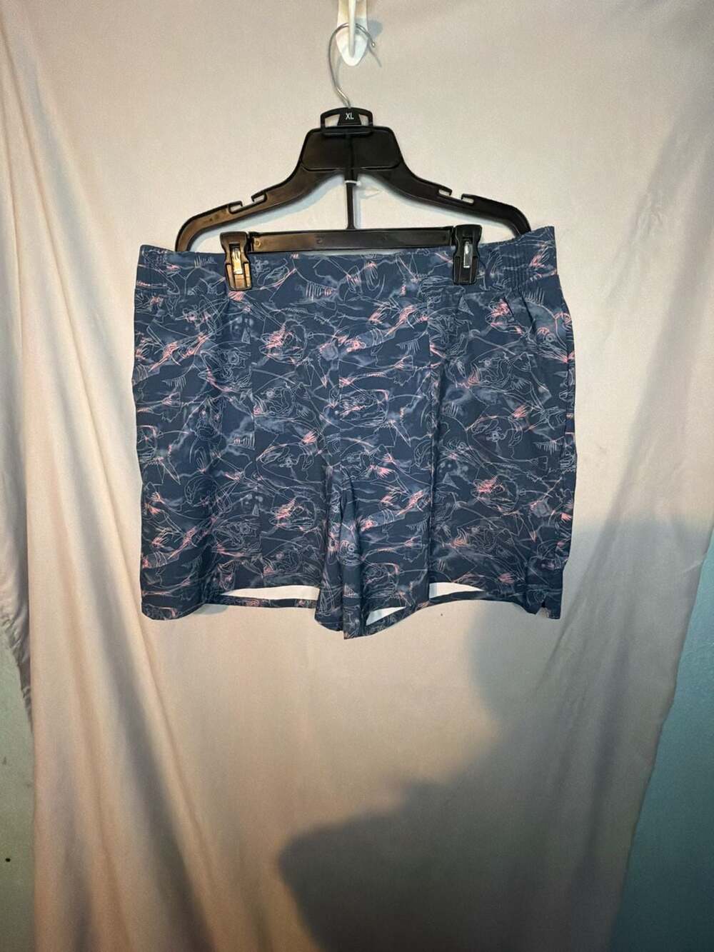 Columbia PFG Women’s fishing shorts size XL